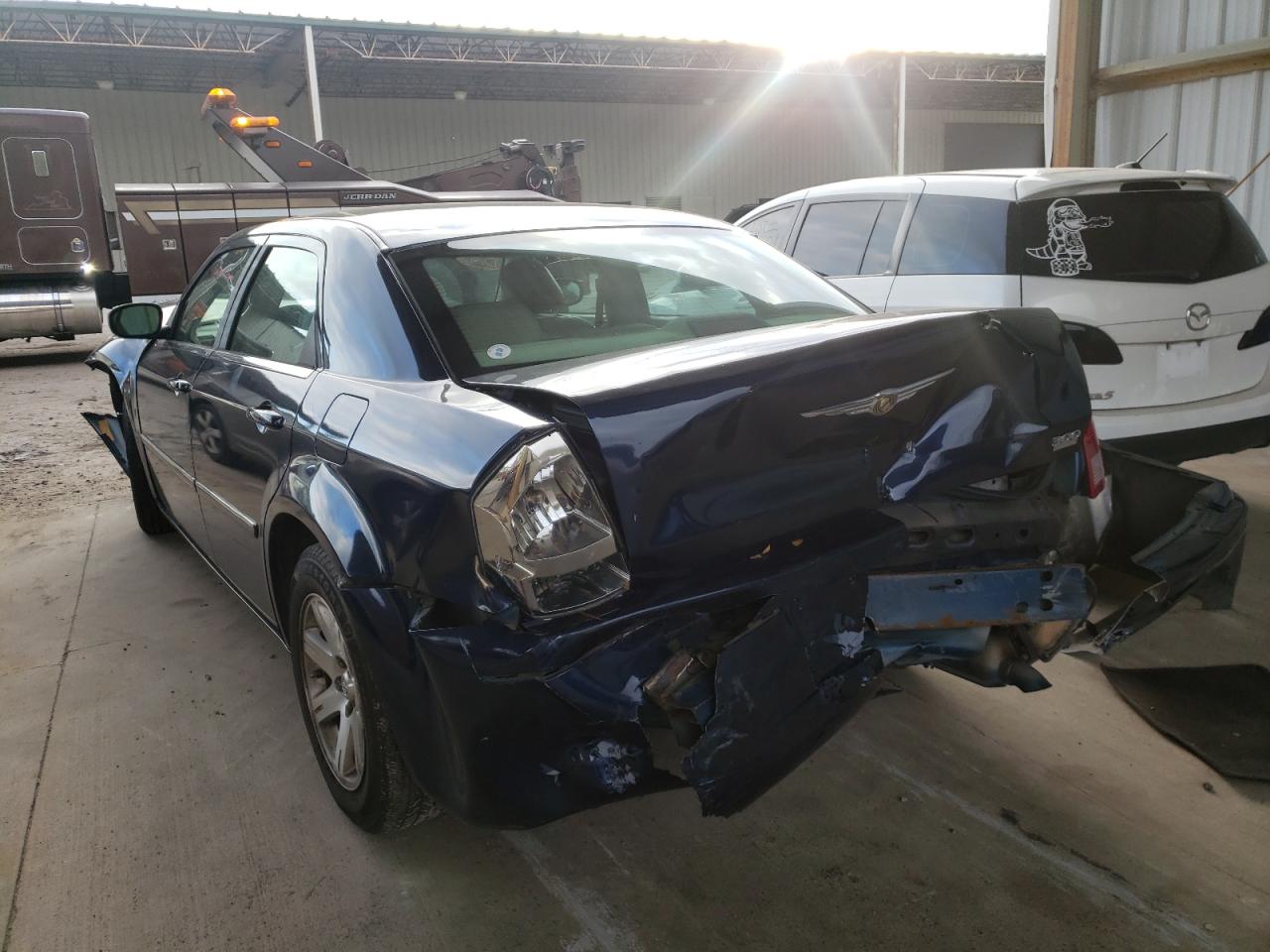 Photo 3 from auction – 2006 CHRYSLER 300 TOURIN with VIN 2C3LA53G06H186583