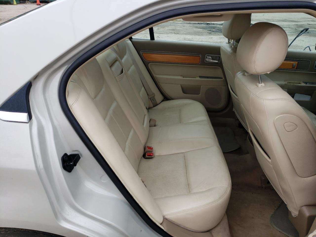 Photo 6 from auction – 2006 LINCOLN ZEPHYR with VIN 3LNHM26186R659676