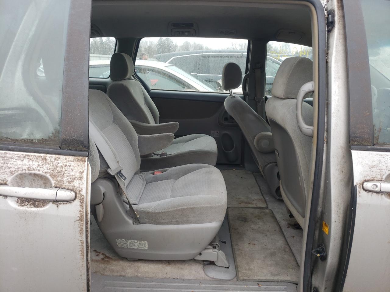 Photo 6 from auction – 2008 TOYOTA SIENNA with VIN 5TDZK23C28S152275