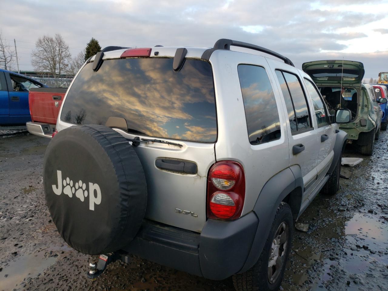 Photo 4 from auction – 2007 JEEP LIBERTY SP with VIN 1J4GL48K27W630736