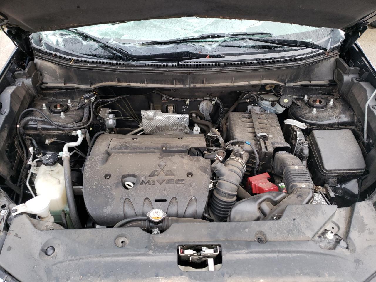 Photo 7 from auction – 2015 MITSUBISHI OUTLANDER with VIN 4A4AP3AU5FE009977
