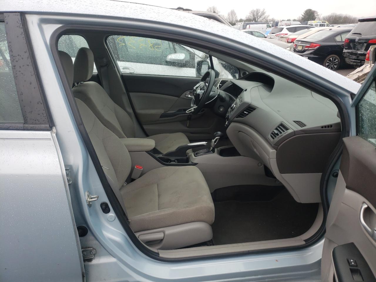 Photo 5 from auction – 2012 HONDA CIVIC EX with VIN 2HGFB2F82CH546863