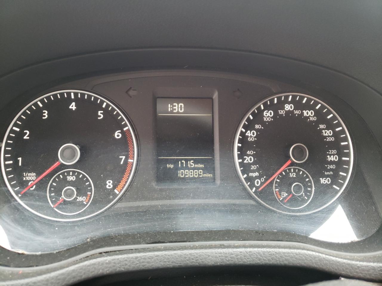 Photo 8 from auction – 2015 VOLKSWAGEN PASSAT S with VIN 1VWAT7A30FC078974
