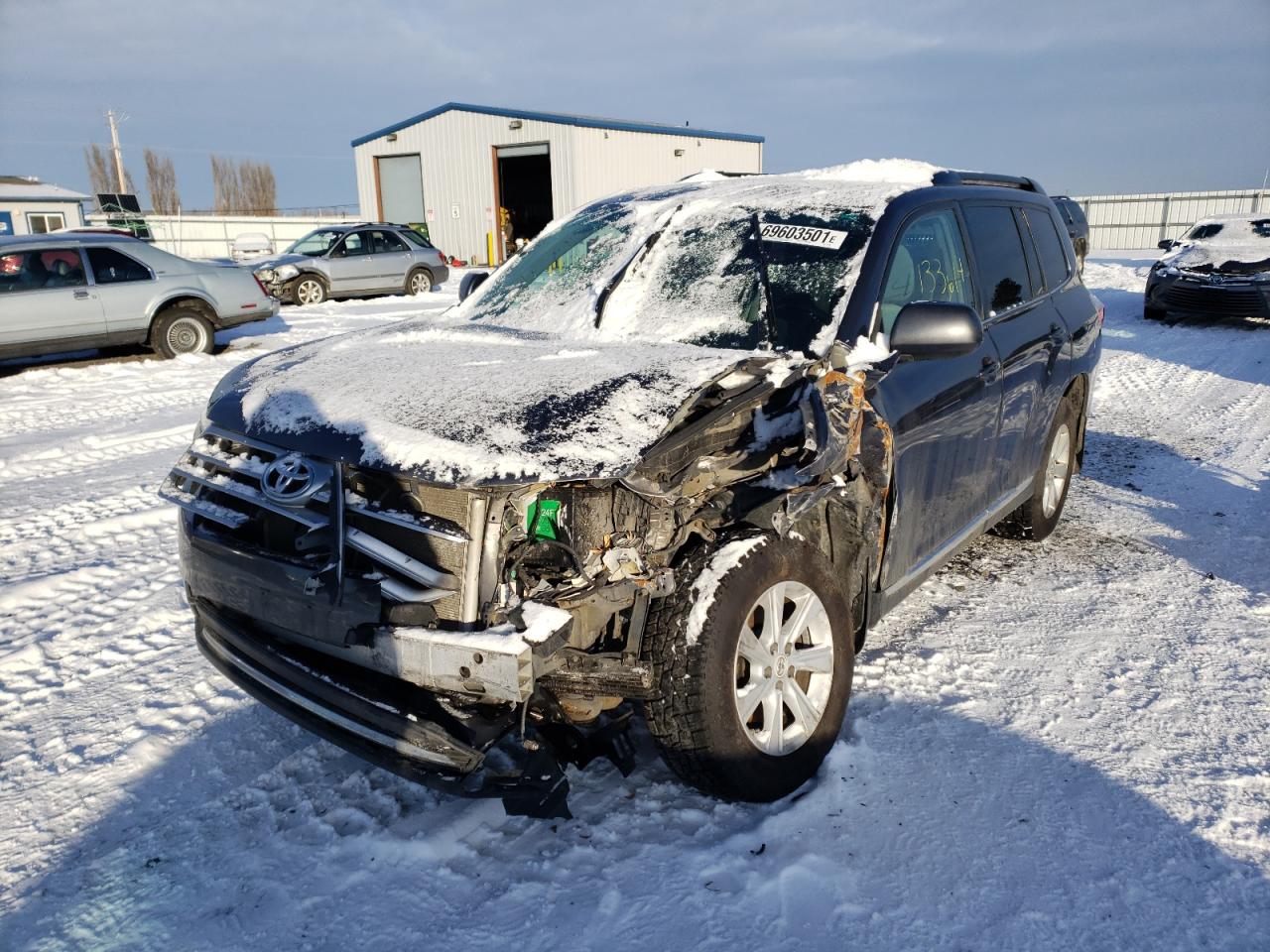 Photo 2 from auction – 2012 TOYOTA HIGHLANDER with VIN 5TDBK3EH3CS131136