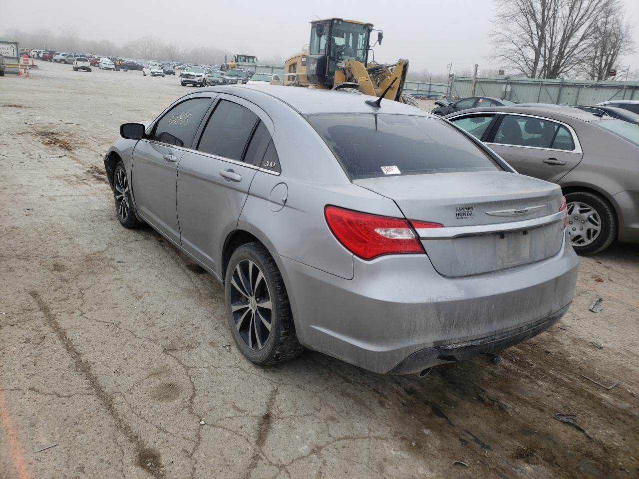 Photo 3 from auction – 2013 CHRYSLER 200 TOURIN with VIN 1C3CCBBG0DN737321
