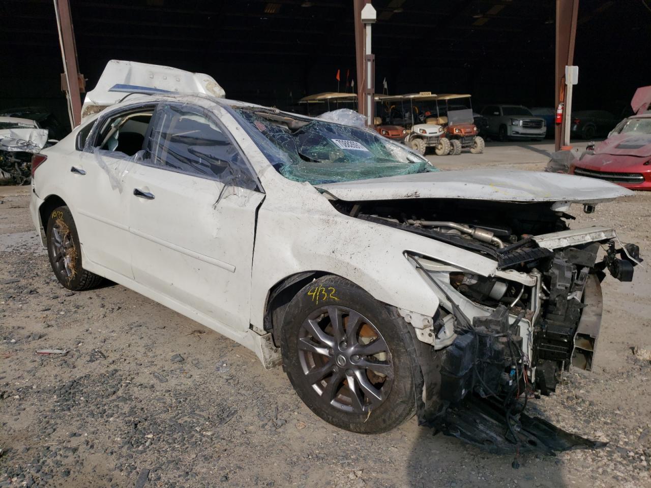 NISSAN ALTIMA 2.5 2015 with VIN 1N4AL3AP9FC577017 - Photo from auction