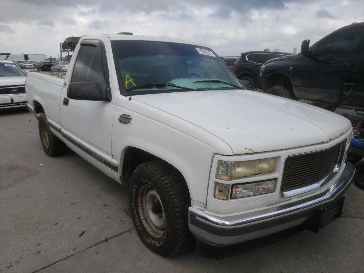 GMC SIERRA C15 1995 with VIN 1GTEC14H7SZ568103 - Photo from auction