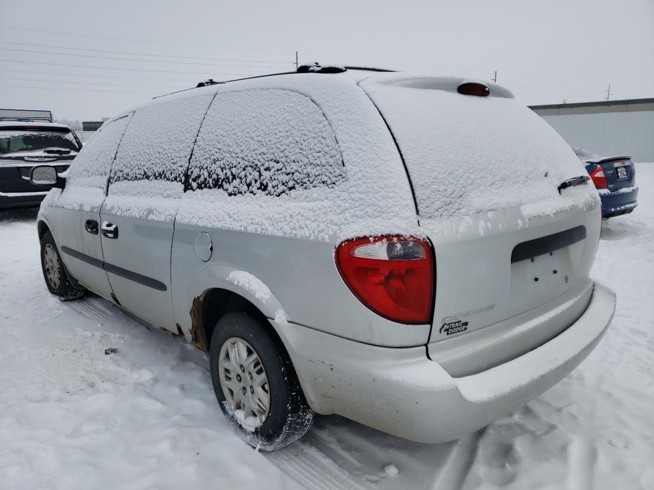 Photo 3 from auction – 2004 DODGE GRAND CARA with VIN 1D4GP24R74B512611