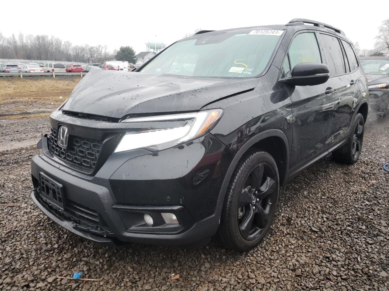 Photo 2 from auction – 2019 HONDA PASSPORT E with VIN 5FNYF8H06KB002490