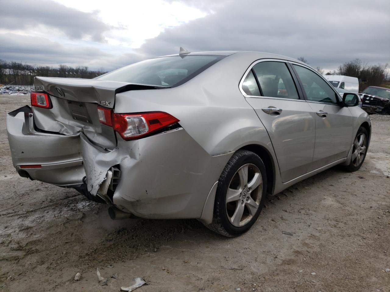Photo 4 from auction – 2010 ACURA TSX with VIN JH4CU2F64AC012773