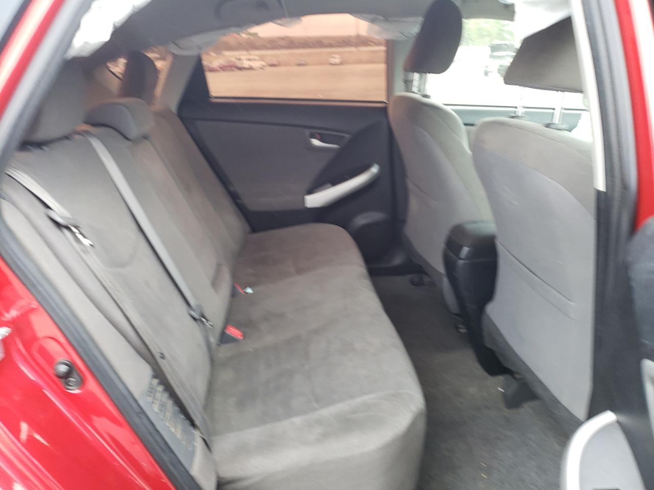 Photo 6 from auction – 2015 TOYOTA PRIUS with VIN JTDKN3DU0F0442004
