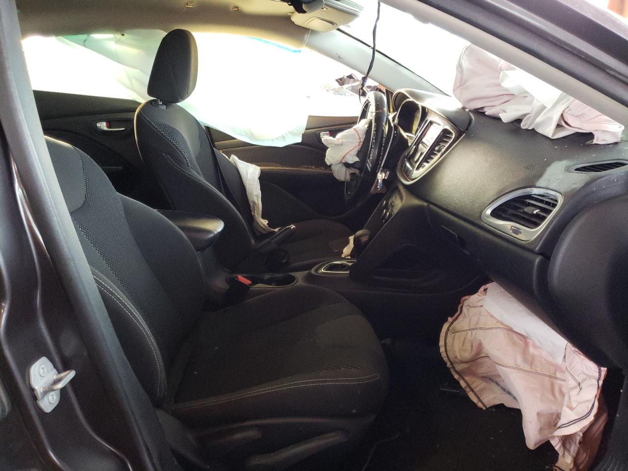 Photo 5 from auction – 2016 DODGE DART SXT with VIN 1C3CDFBA8GD604784
