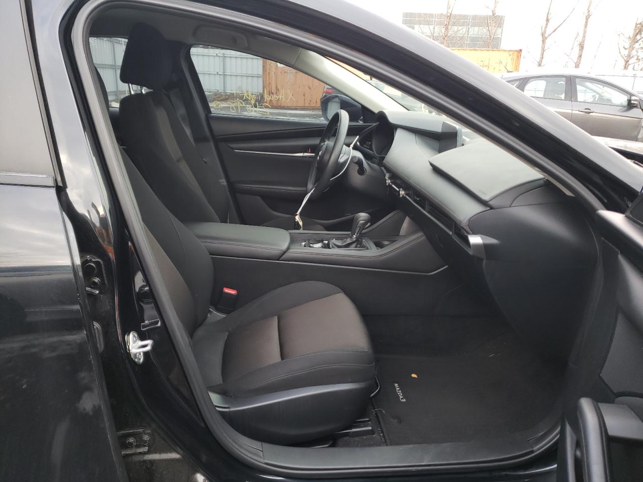 Photo 5 from auction – 2020 MAZDA 3 with VIN 3MZBPAB79LM134170