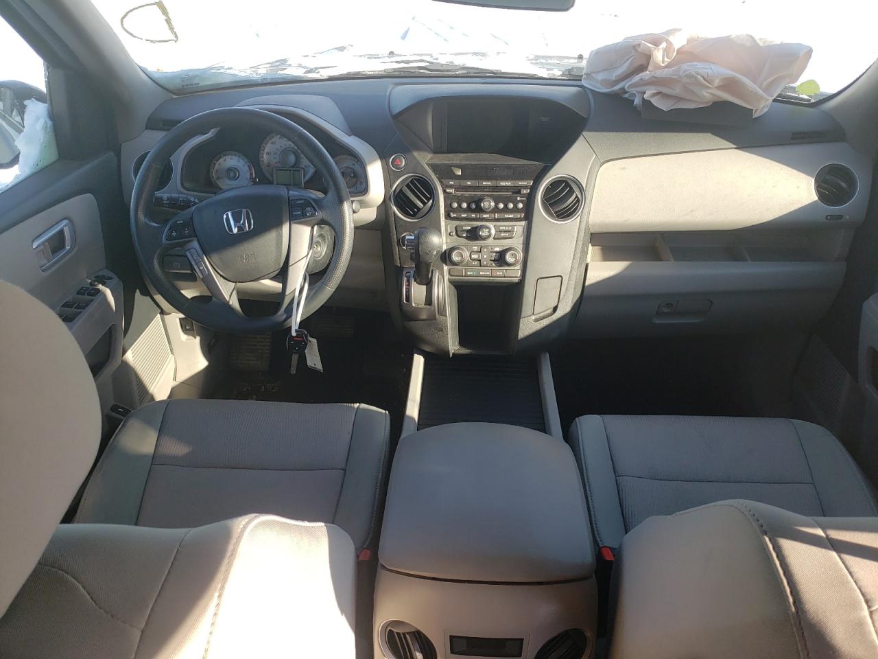 Photo 9 from auction – 2014 HONDA PILOT EX with VIN 5FNYF4H41EB022758