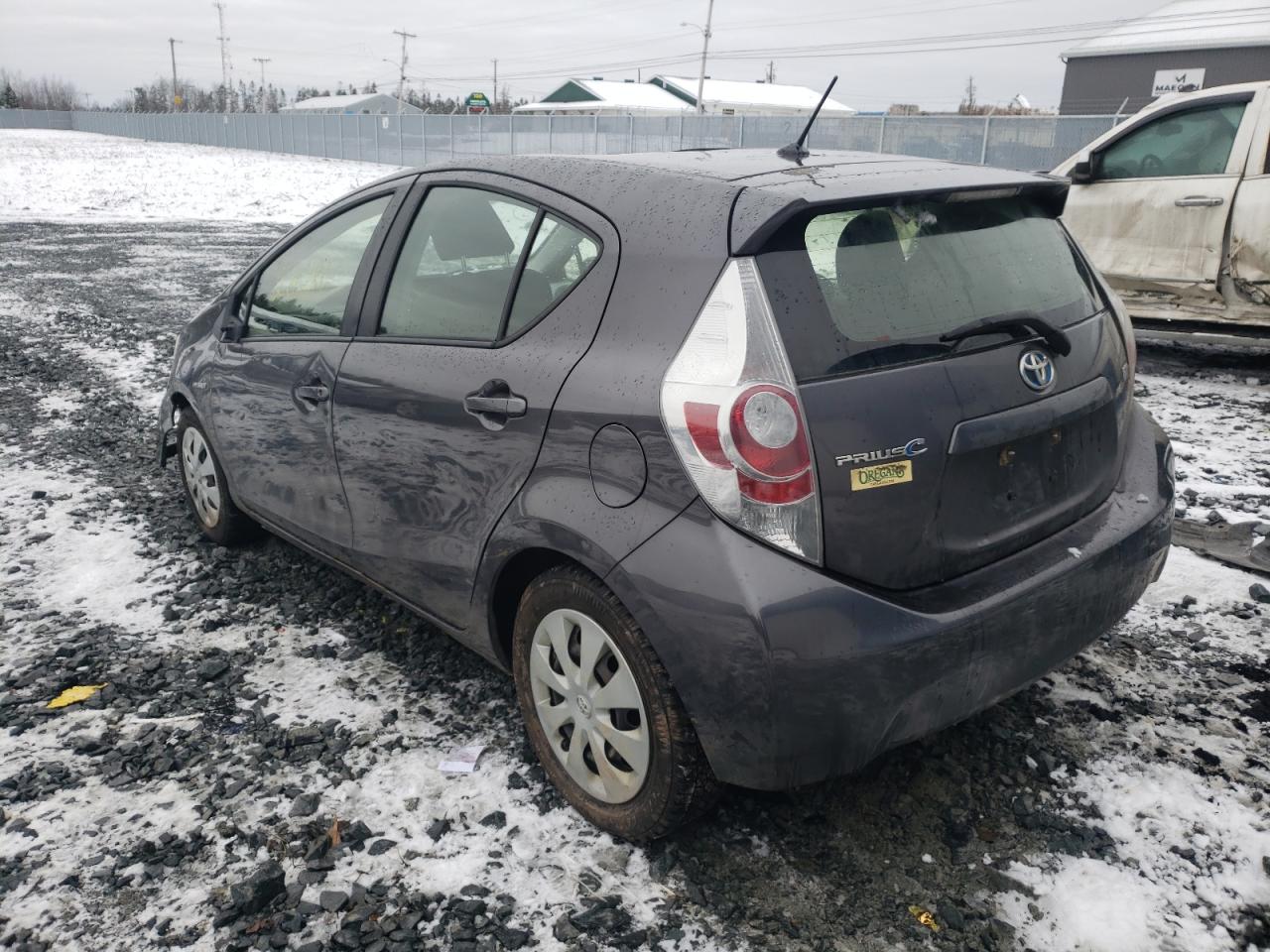 Photo 3 from auction – 2012 TOYOTA PRIUS C with VIN JTDKDTB34C1519931
