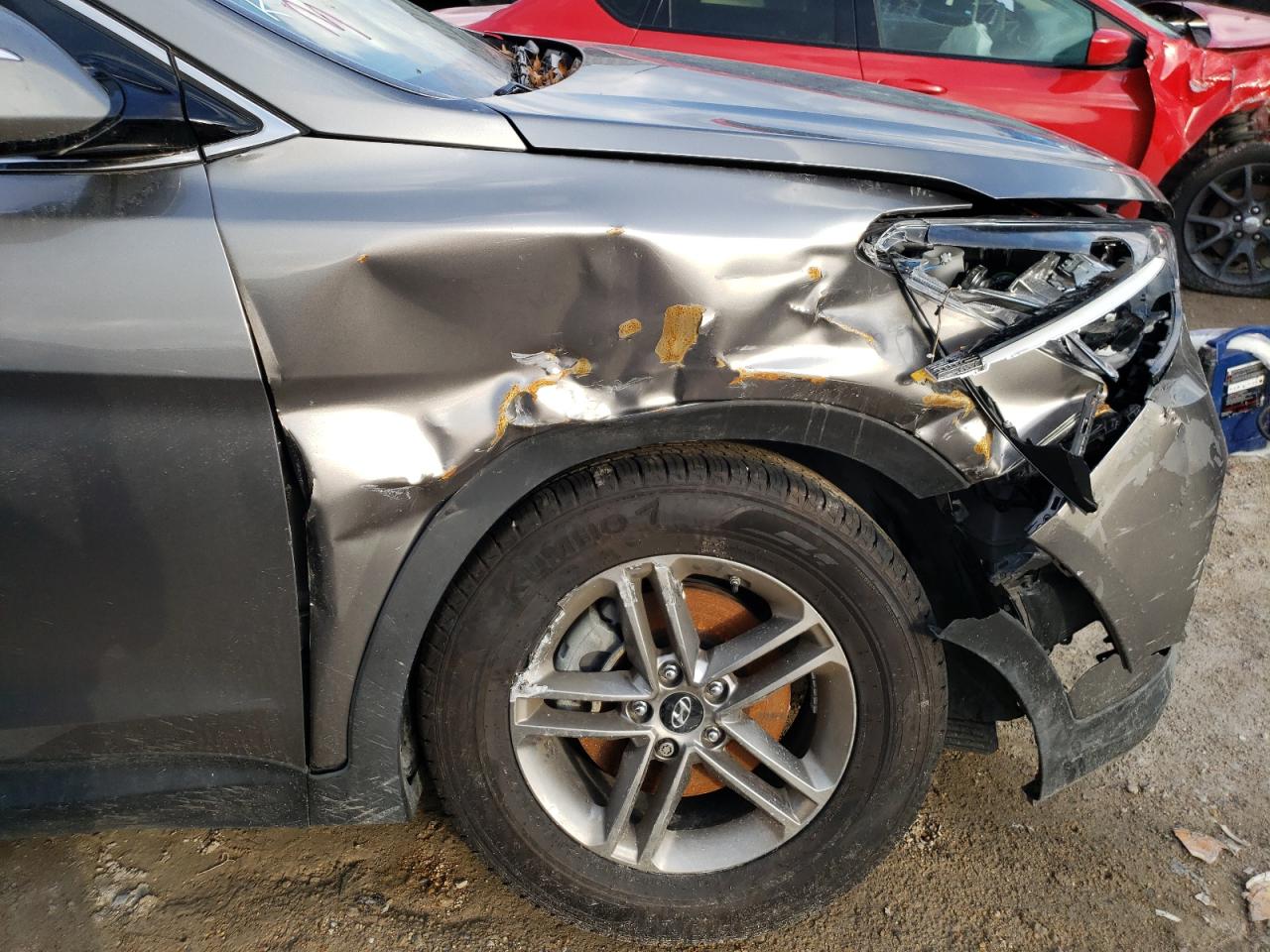 Photo 9 from auction – 2018 HYUNDAI SANTA FE S with VIN 5NMZU3LB5JH061422