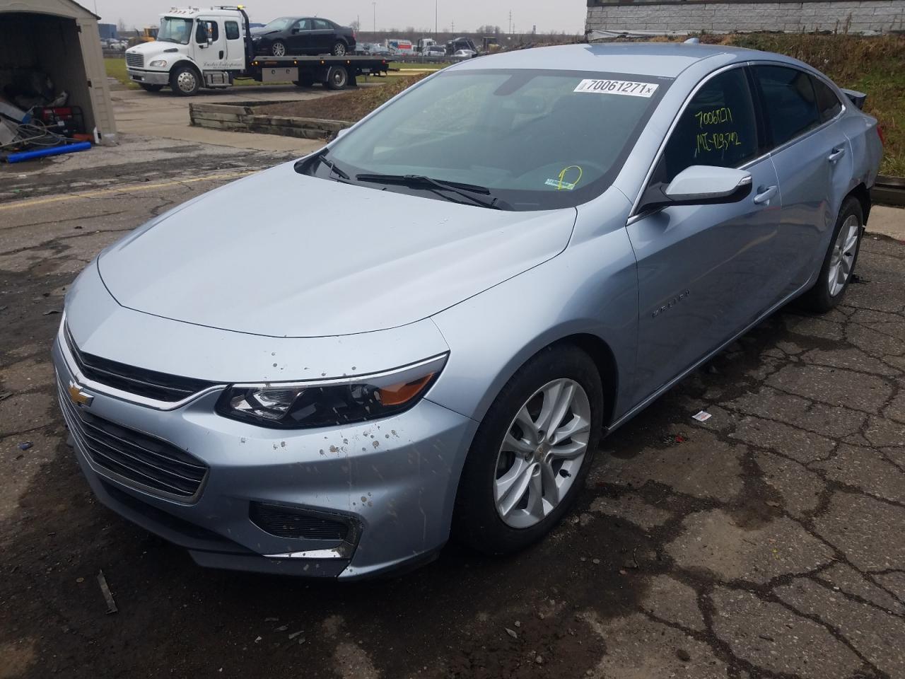 Photo 2 from auction – 2018 CHEVROLET MALIBU LT with VIN 1G1ZD5ST8JF149375