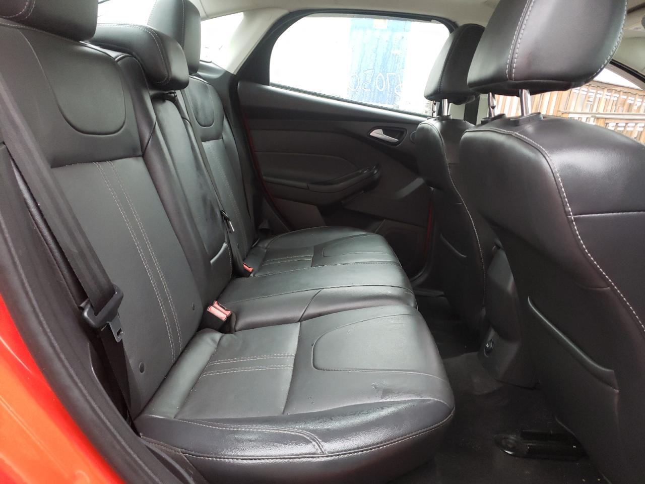 Photo 6 from auction – 2014 FORD FOCUS SE with VIN 1FADP3F29EL125744