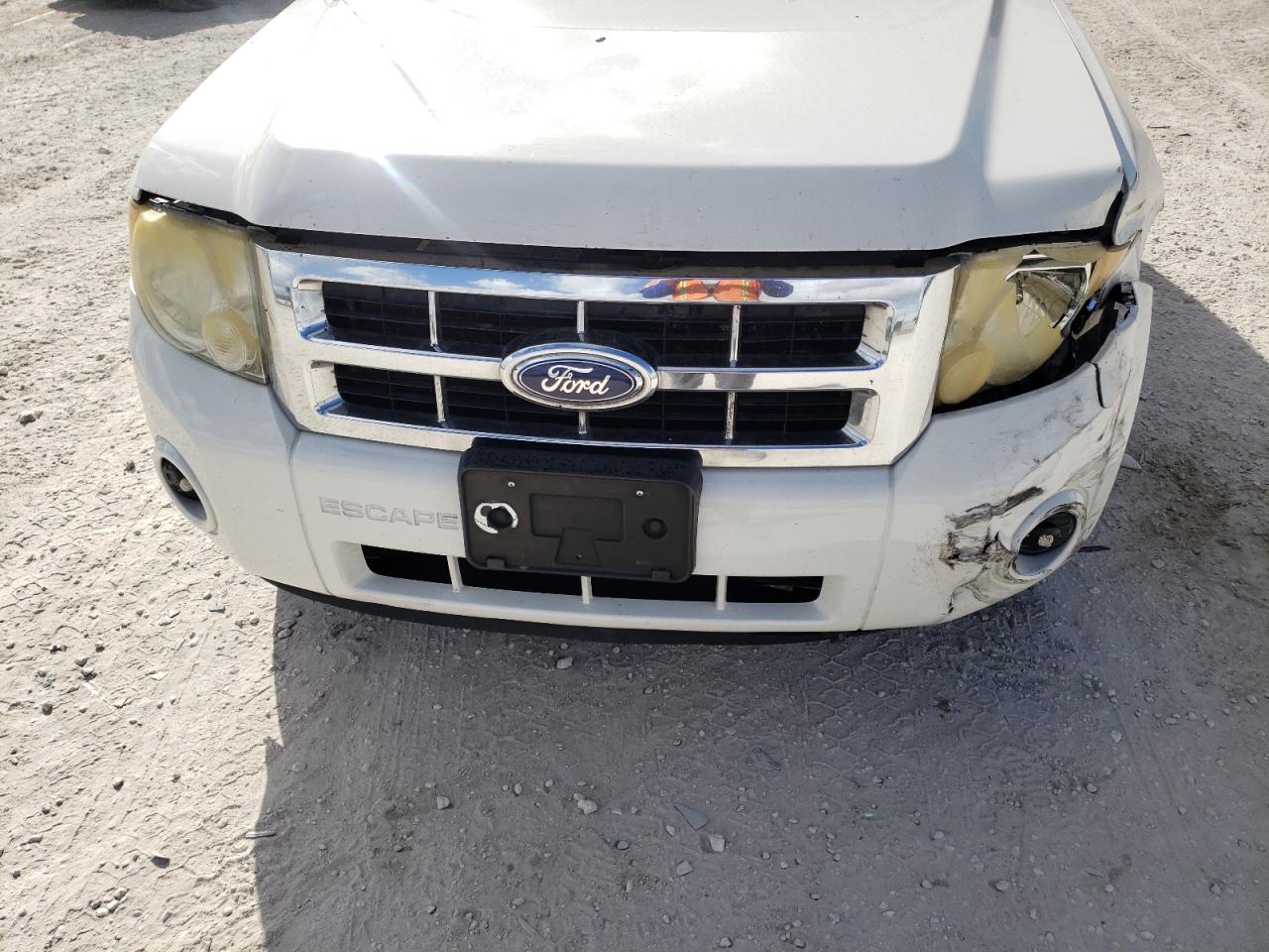 Photo 9 from auction – 2011 FORD ESCAPE XLS with VIN 1FMCU0C77BKB70501