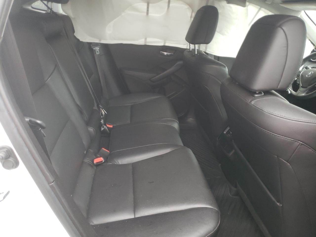 Photo 6 from auction – 2017 ACURA RDX with VIN 5J8TB4H34HL015383