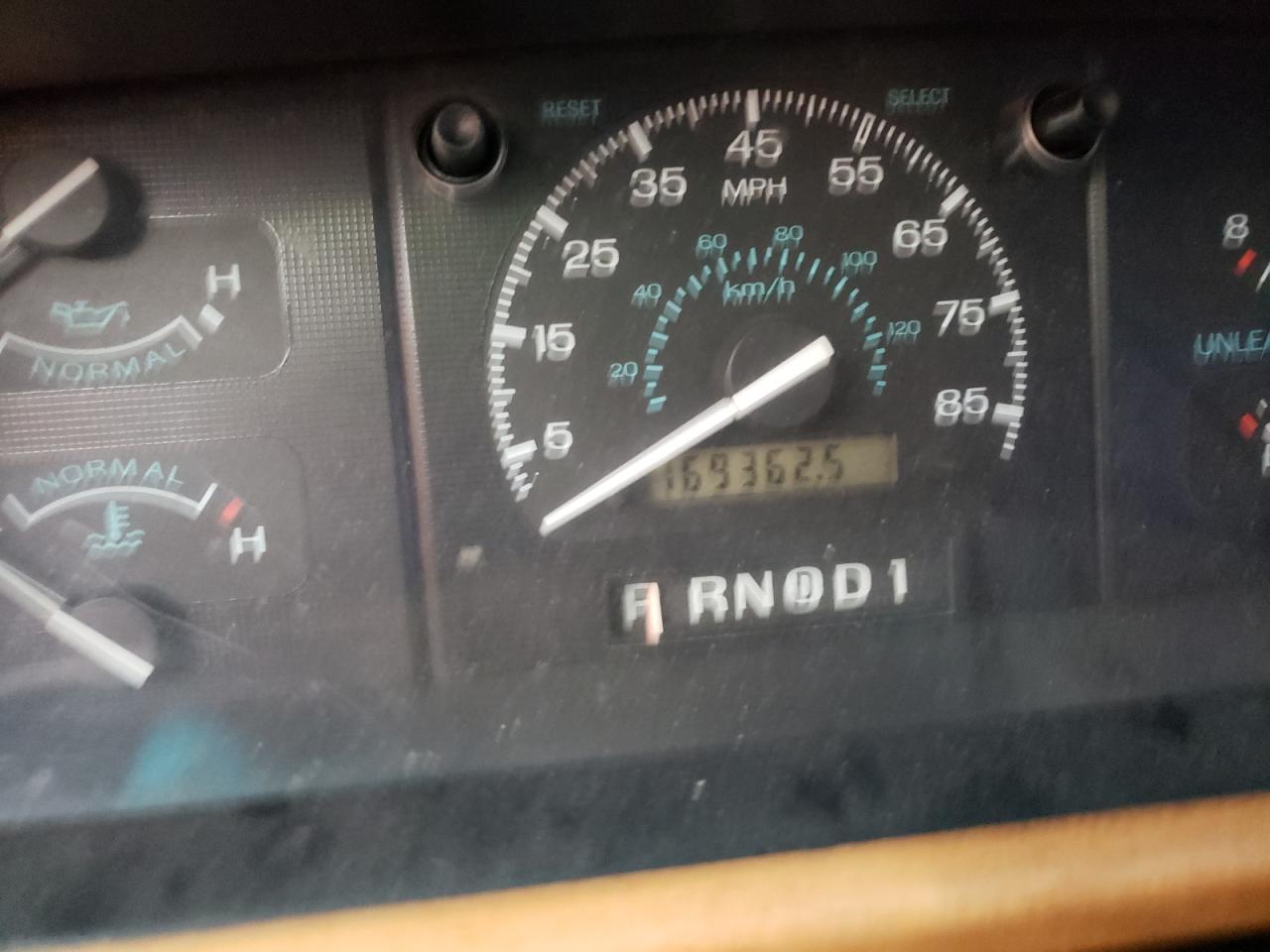 Photo 8 from auction – 1993 FORD ECONOLINE with VIN 1FDEE14N7PHA52798