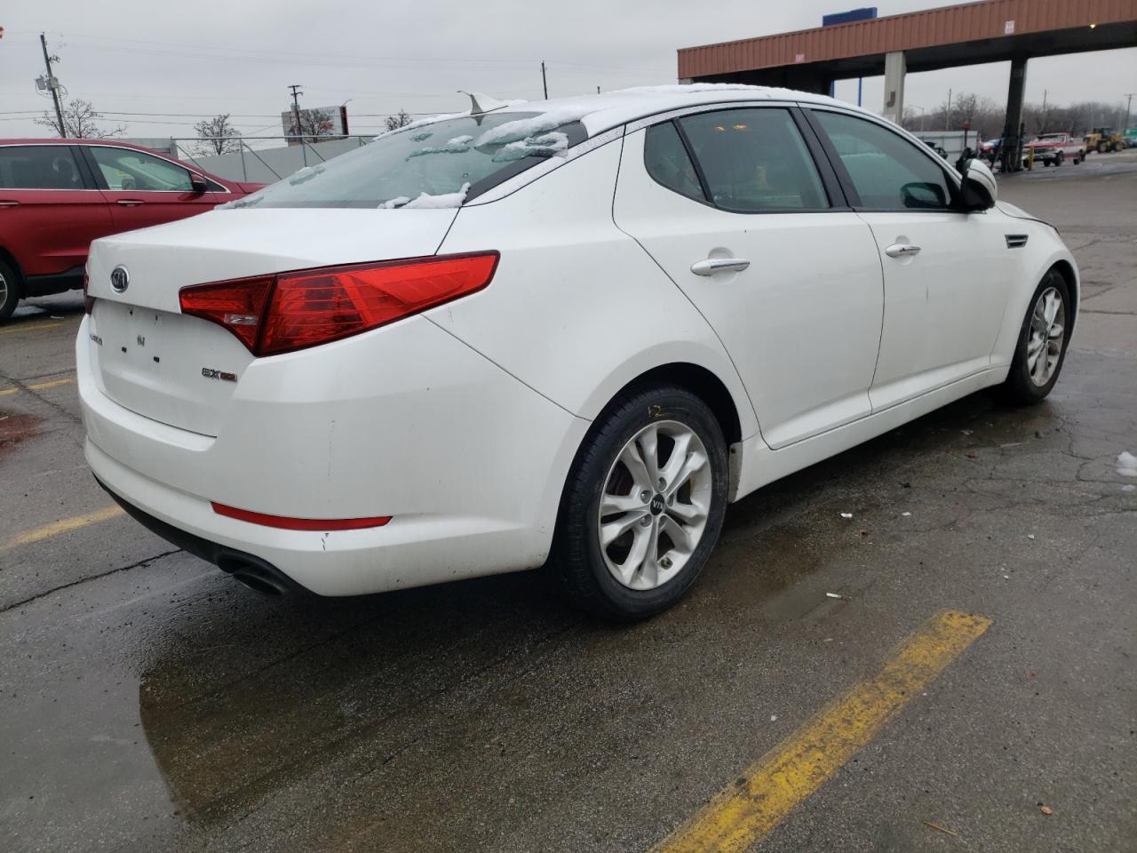 Photo 4 from auction – 2011 KIA OPTIMA EX with VIN KNAGN4A76B5076618