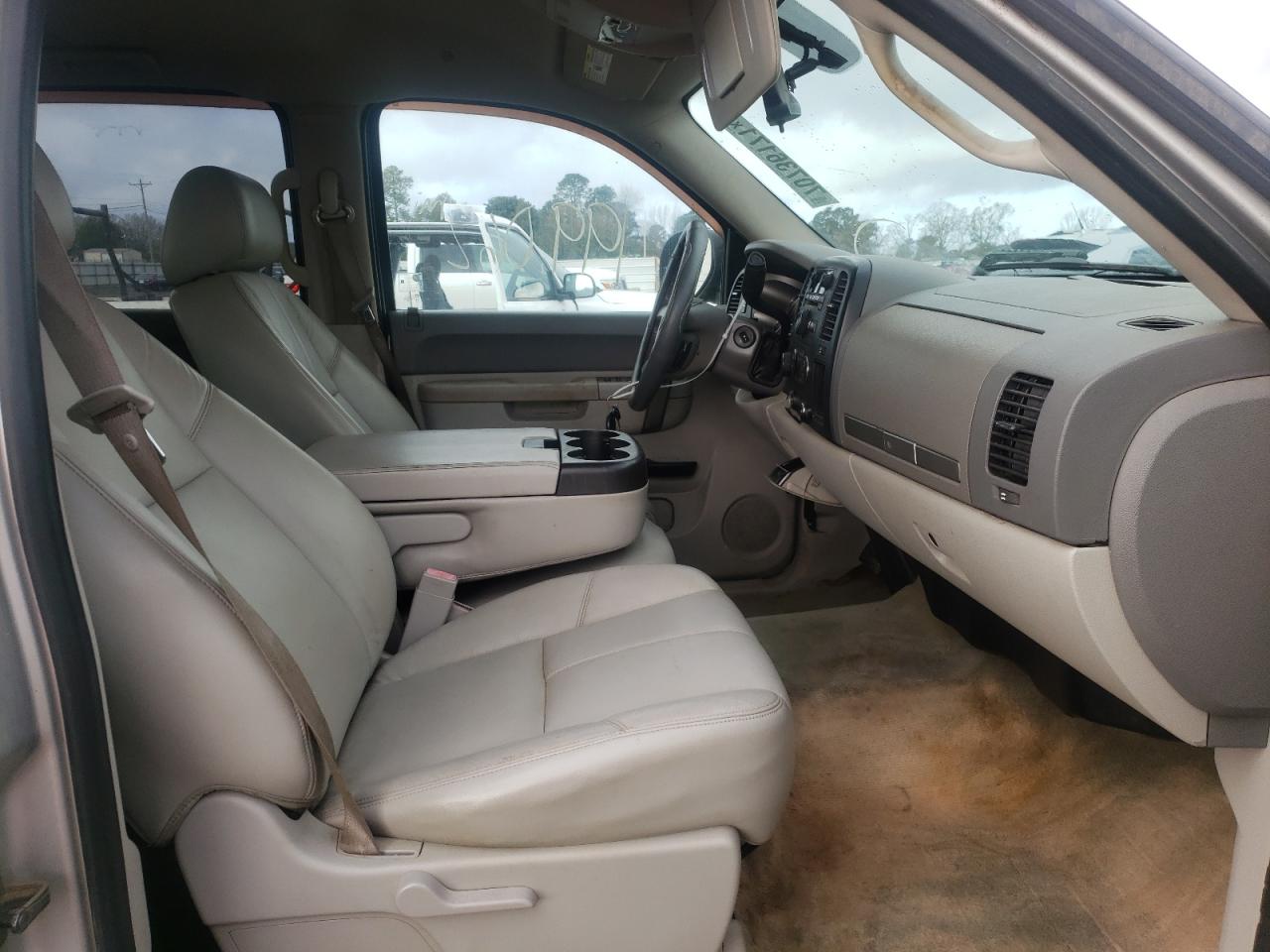 Photo 5 from auction – 2010 GMC SIERRA K15 with VIN 3GTRKVE30AG122355