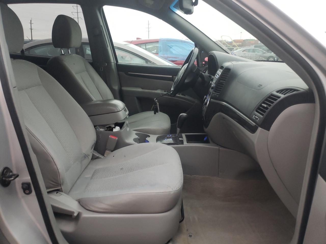 Photo 5 from auction – 2007 HYUNDAI SANTA FE S with VIN 5NMSH13E27H030500