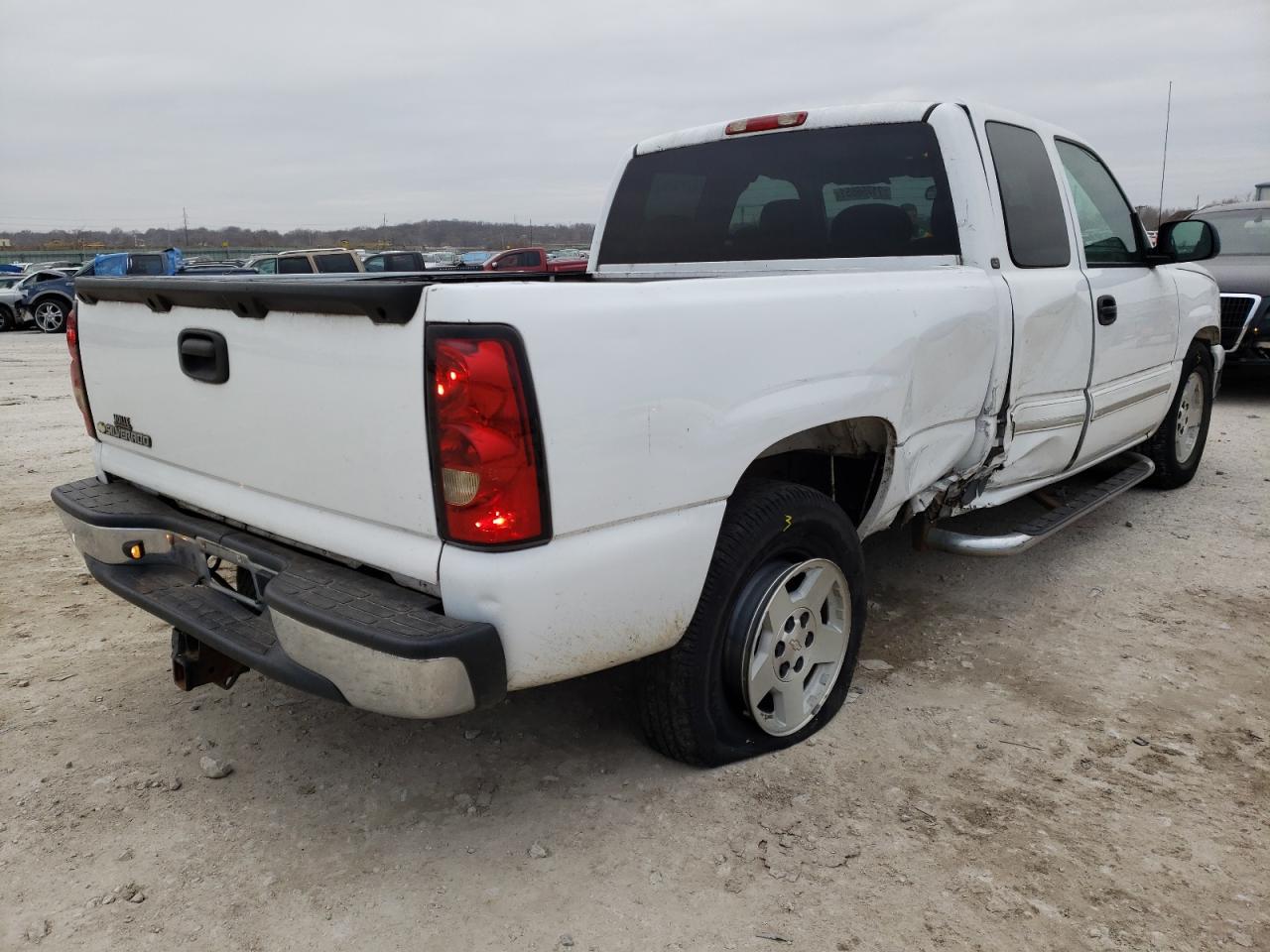 Photo 4 from auction – 2007 CHEVROLET SILVERADO with VIN 1GCEC19Z07Z176900
