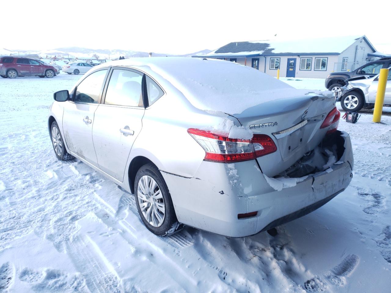 Photo 3 from auction – 2015 NISSAN SENTRA S with VIN 3N1AB7AP1FL661148
