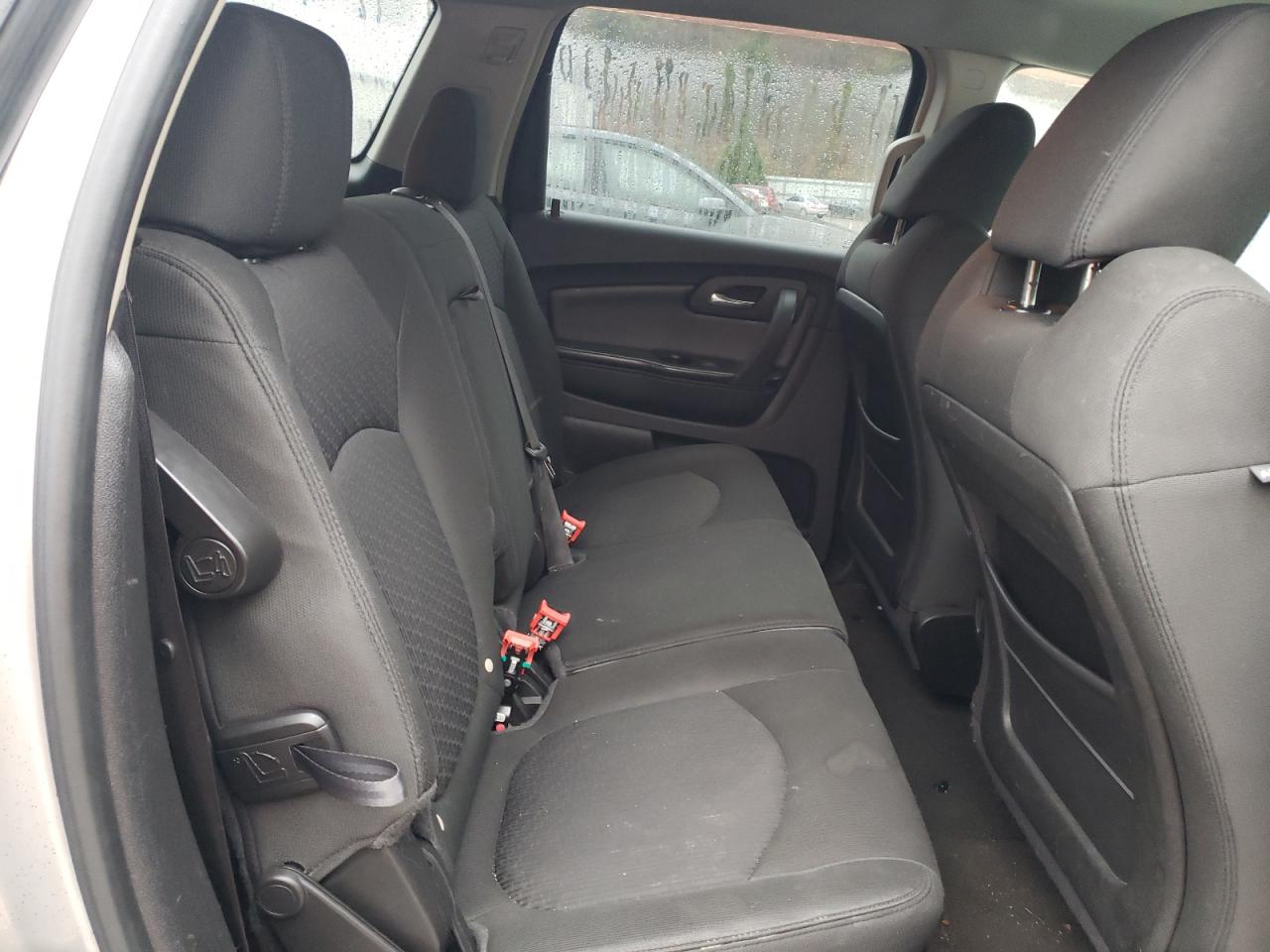 Photo 6 from auction – 2009 CHEVROLET TRAVERSE L with VIN 1GNEV23D29S100904