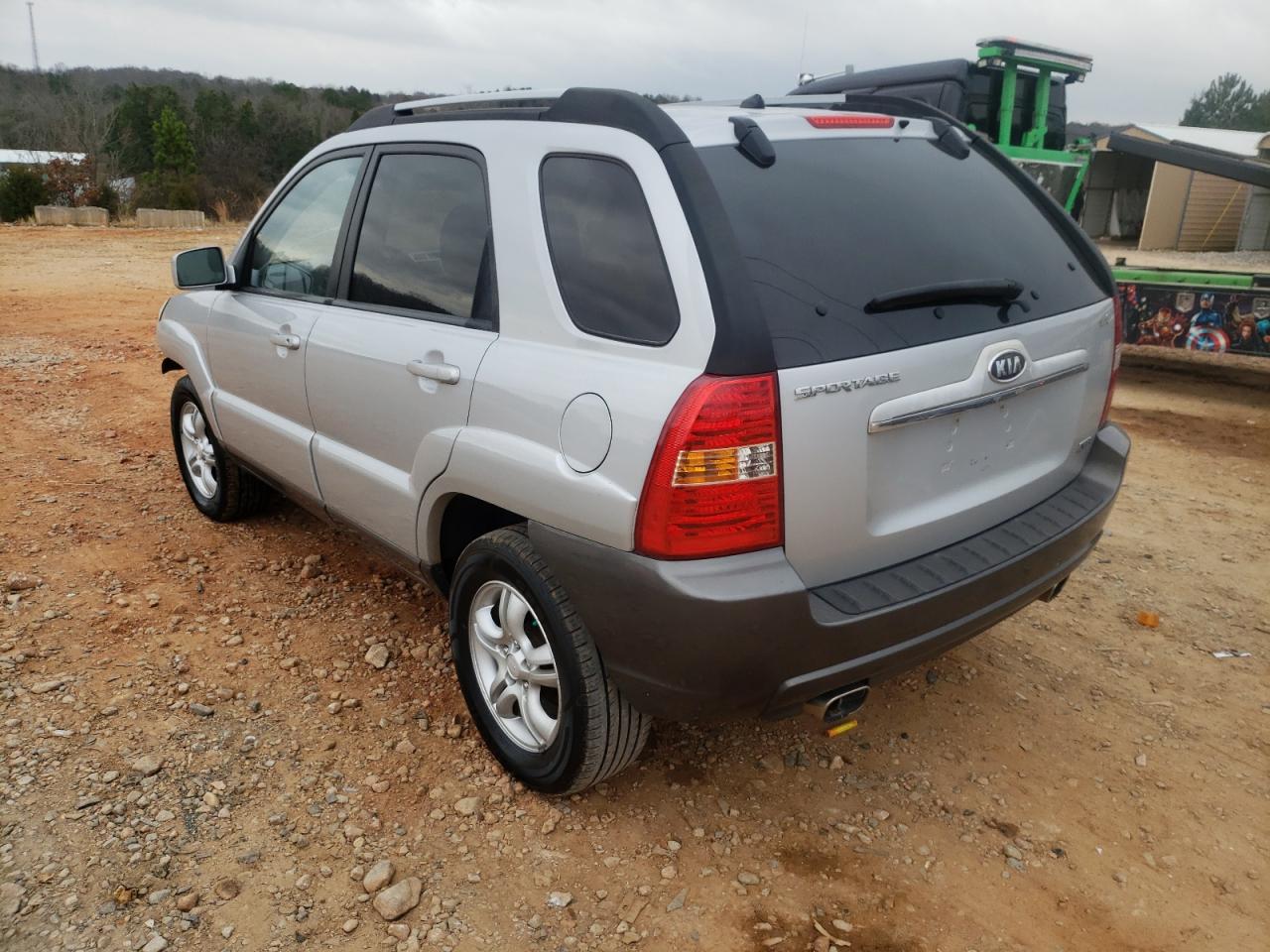 Photo 3 from auction – 2008 KIA SPORTAGE E with VIN KNDJF723887518752