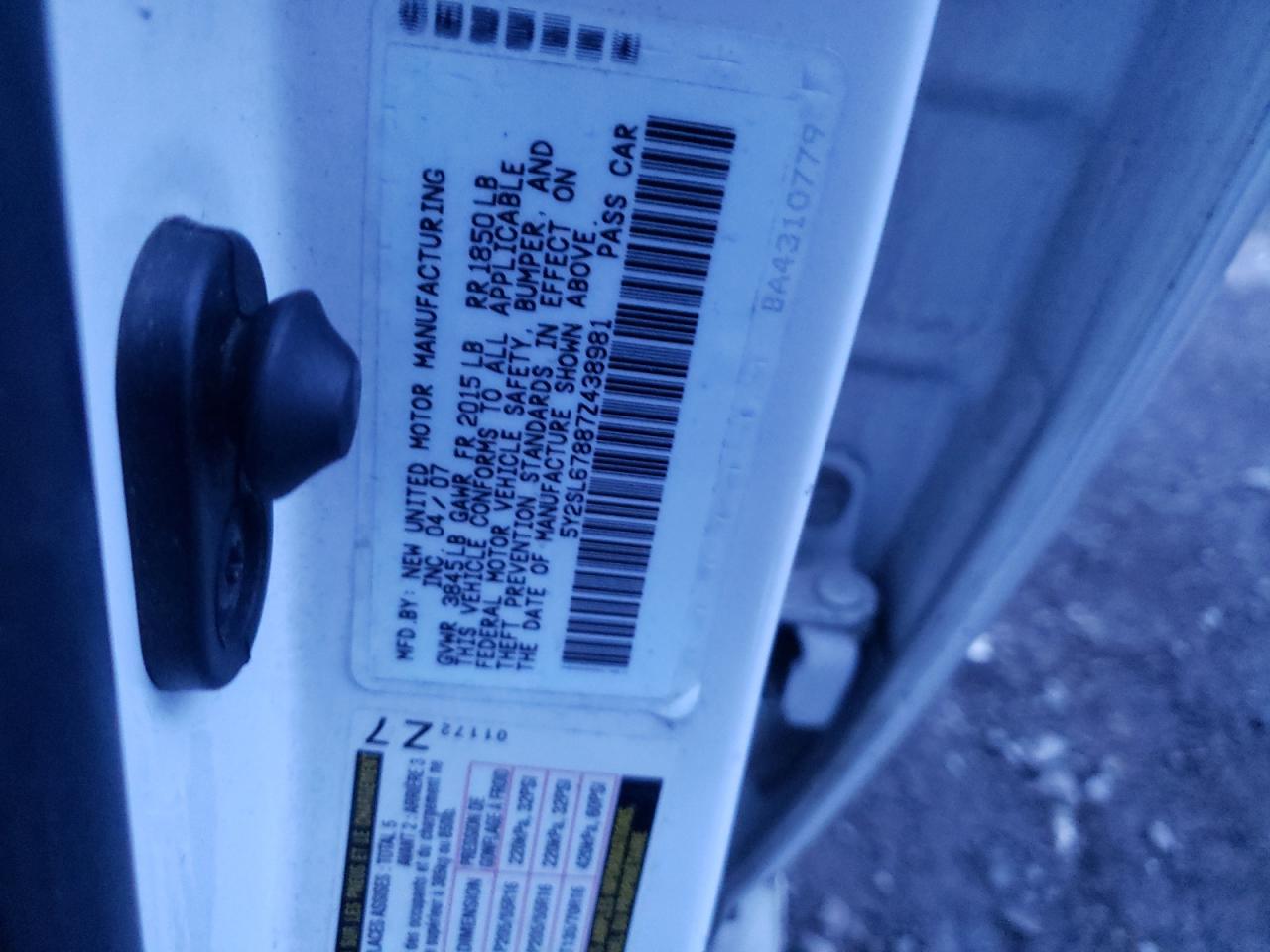 Photo 10 from auction – 2007 PONTIAC VIBE with VIN 5Y2SL67887Z438981
