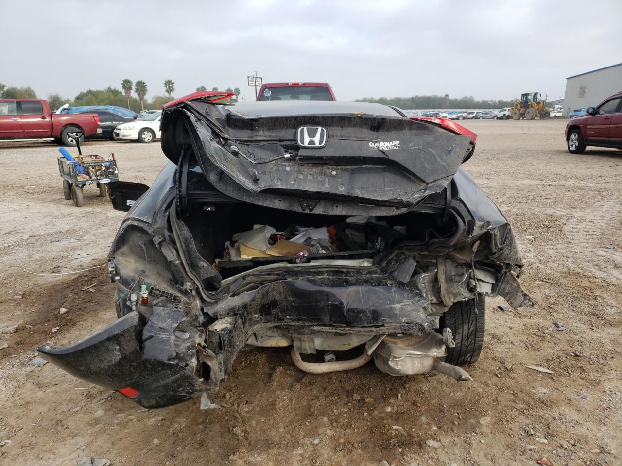 Photo 9 from auction – 2016 HONDA CIVIC LX with VIN 19XFC2F50GE015938