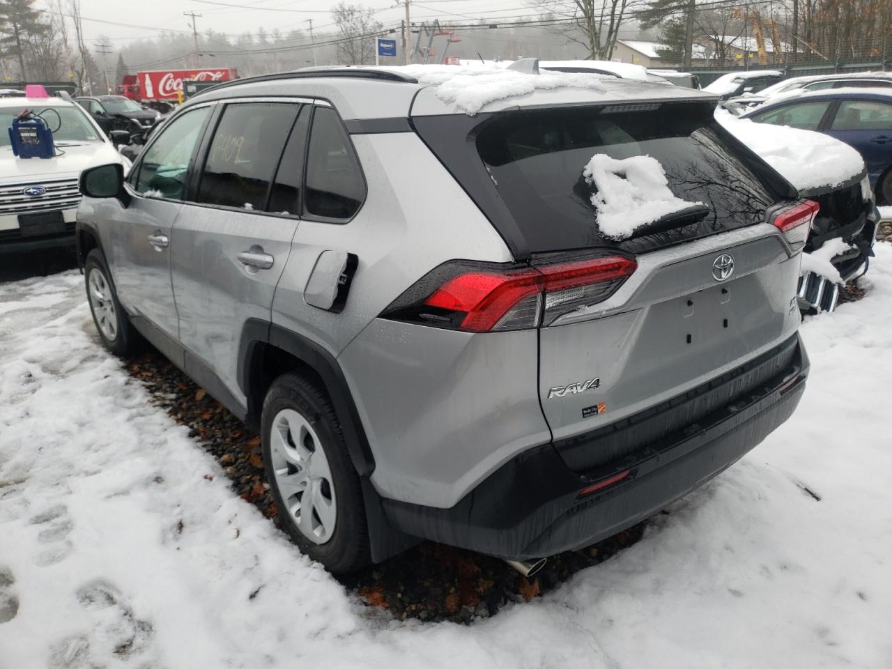 Photo 3 from auction – 2019 TOYOTA RAV4 LE with VIN 2T3G1RFVXKW037770