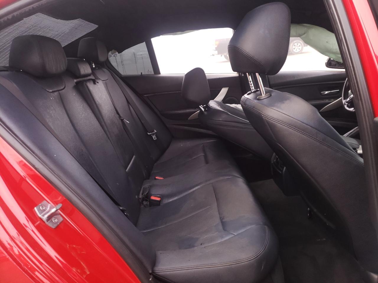 Фото 6 с аукциона – 2016 BMW 320 I с VIN WBA8E1G53GNT33900