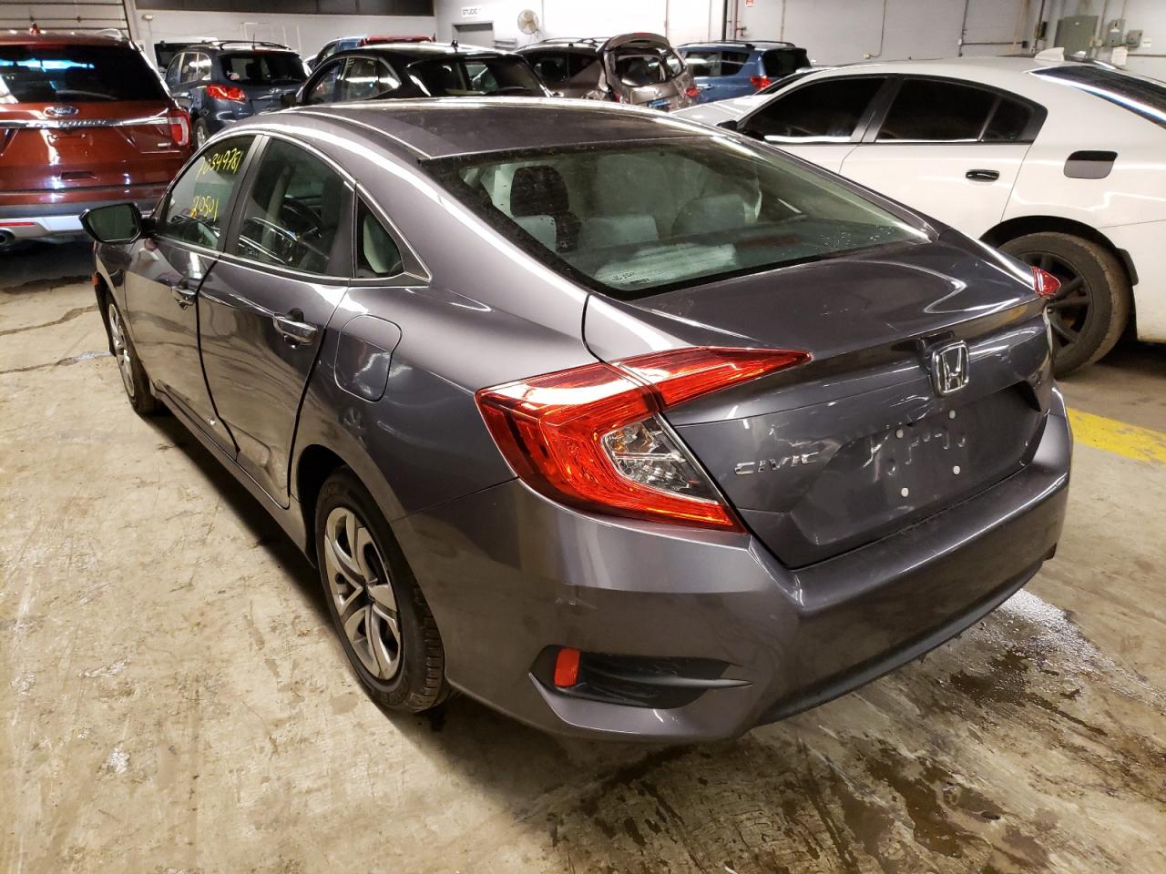 Photo 3 from auction – 2016 HONDA CIVIC LX with VIN 19XFC2F55GE012131