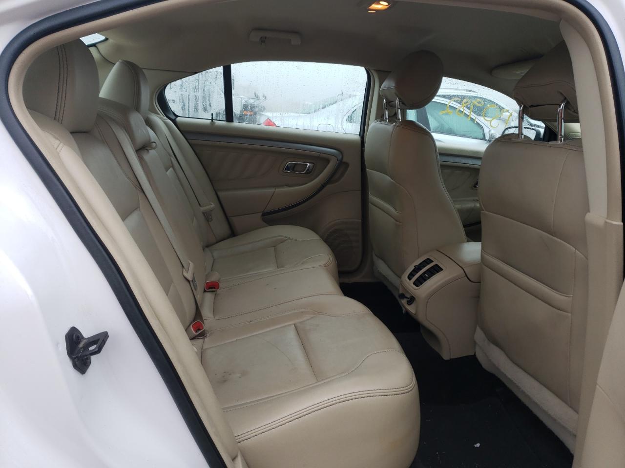 Photo 6 from auction – 2015 FORD TAURUS SEL with VIN 1FAHP2E80FG160989