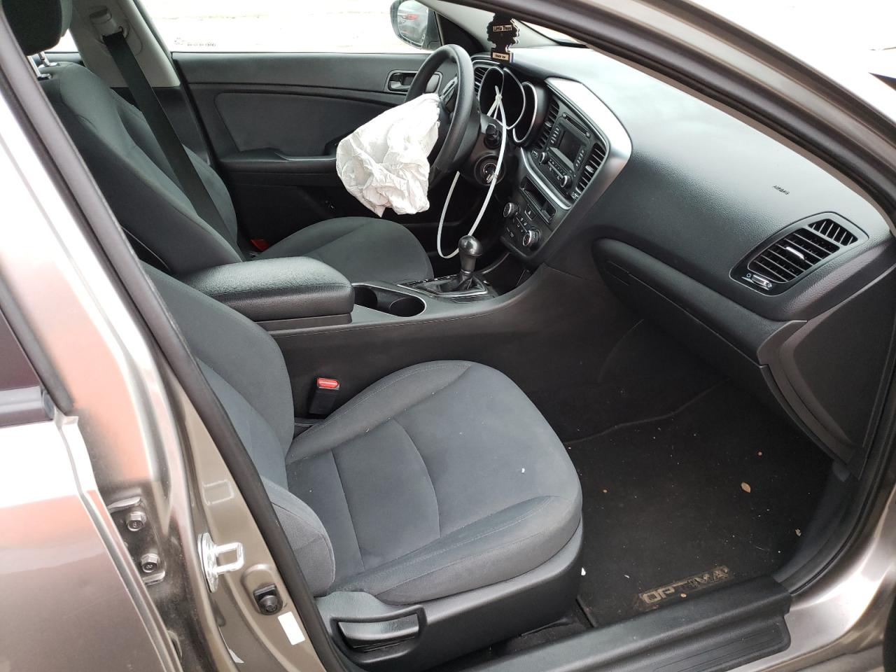 Photo 5 from auction – 2015 KIA OPTIMA LX with VIN 5XXGM4A71FG486055