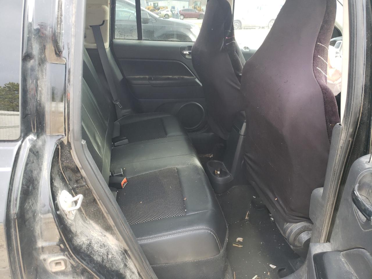Photo 6 from auction – 2017 JEEP COMPASS SP with VIN 1C4NJCBA7HD187090