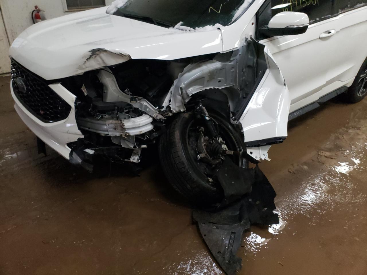 Photo 9 from auction – 2020 FORD EDGE ST with VIN 2FMPK4APXLBB46822