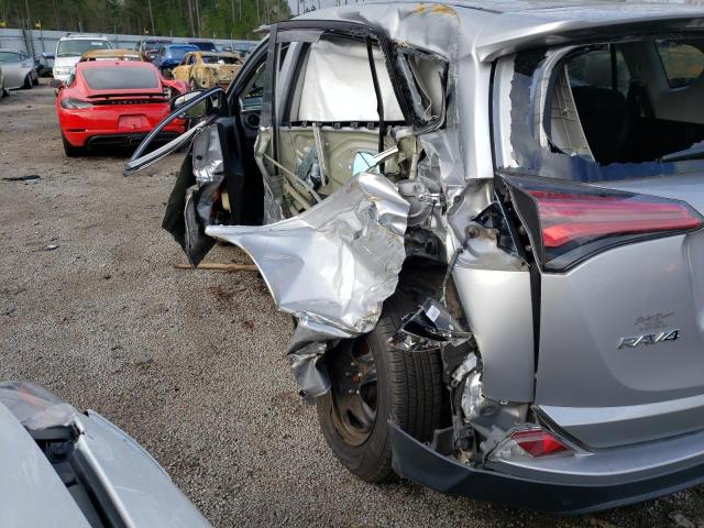 Photo 3 from auction – 2017 TOYOTA RAV4 LE with VIN 2T3BFREV4HW670531