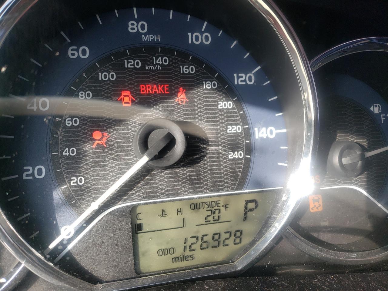 Zdjęcie 8 z aukcji – 2014 TOYOTA COROLLA L z VIN 5YFBURHEXEP061984
