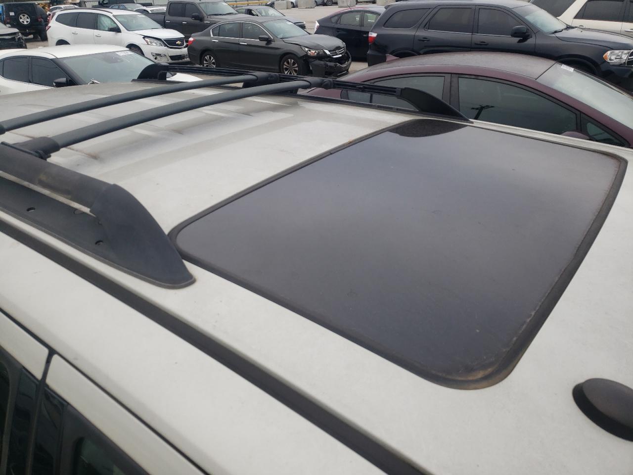 Photo 9 from auction – 2008 FORD ESCAPE XLT with VIN 1FMCU93178KB26510