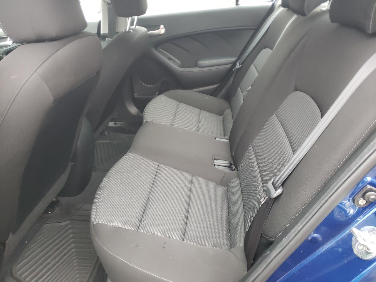 Photo 6 from auction – 2018 KIA FORTE LX with VIN 3KPFK4A7XJE236767