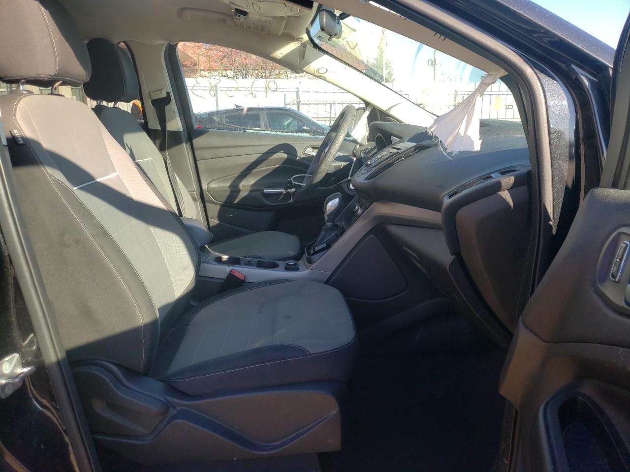 Photo 5 from auction – 2014 FORD ESCAPE SE with VIN 1FMCU9GX5EUC83001