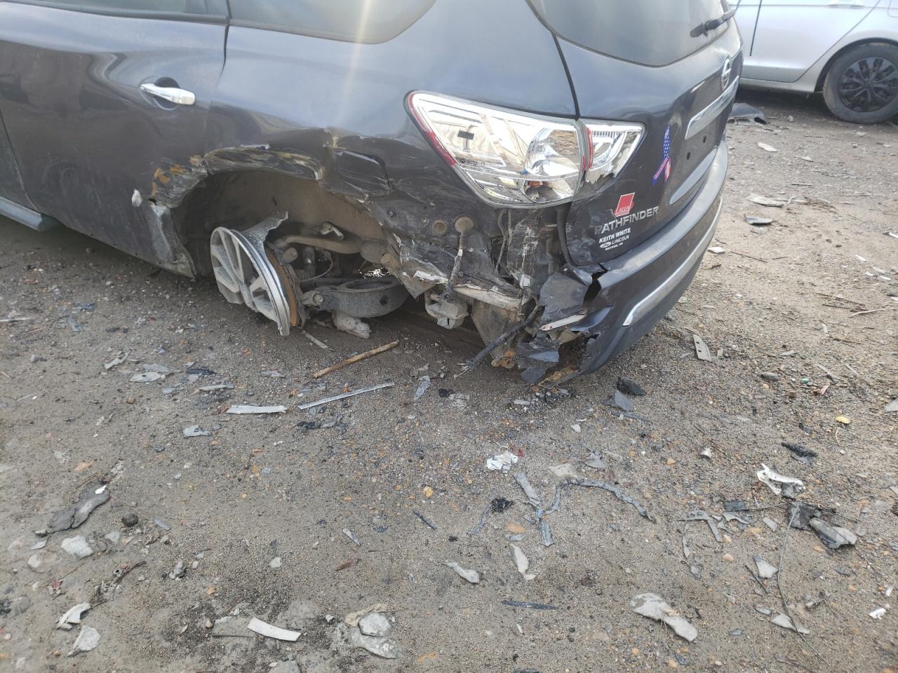 Photo 9 from auction – 2014 NISSAN PATHFINDER with VIN 5N1AR2MM0EC606385