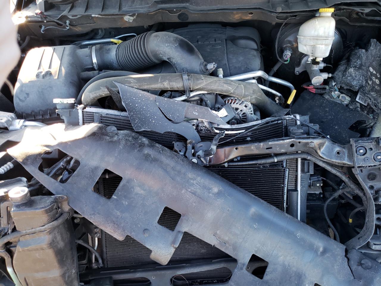 صورة رقم 7 من المزاد - 2014 RAM 1500 ST مع VIN 3C6JR7AT8EG331978