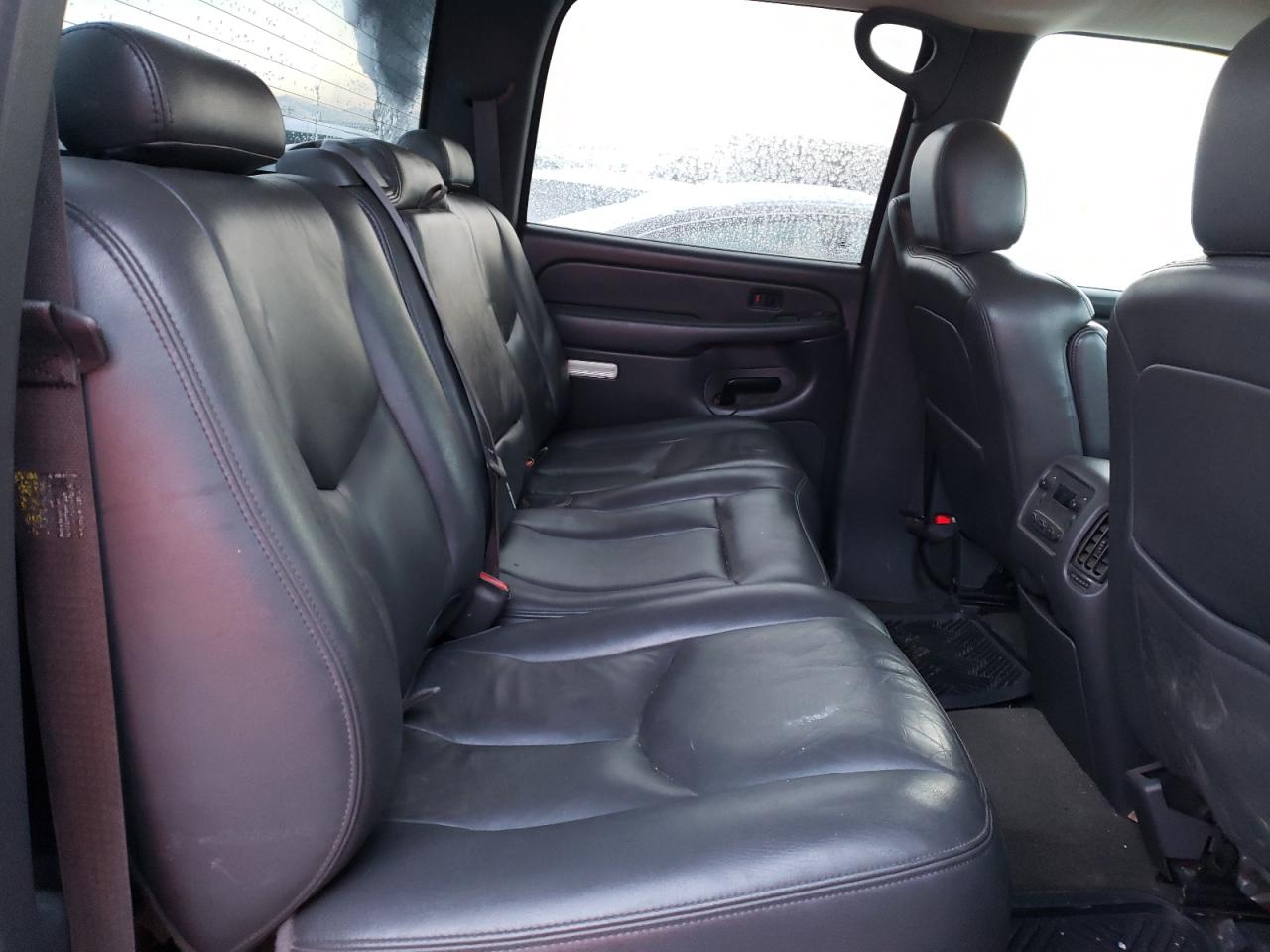 Photo 6 from auction – 2005 CHEVROLET SILVERADO with VIN 2GCEK13T551208222