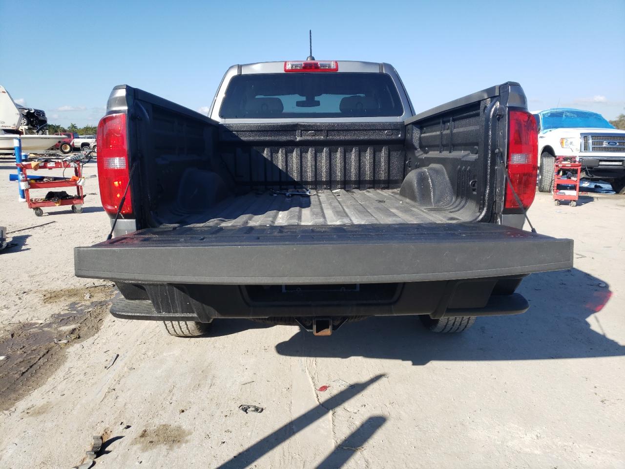 Photo 9 from auction – 2021 CHEVROLET COLORADO with VIN 1GCHSBEN7M1263552